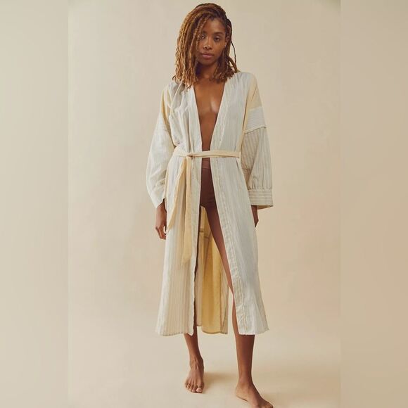 Free People Rags To Riches Robe - Picture 1 of 4